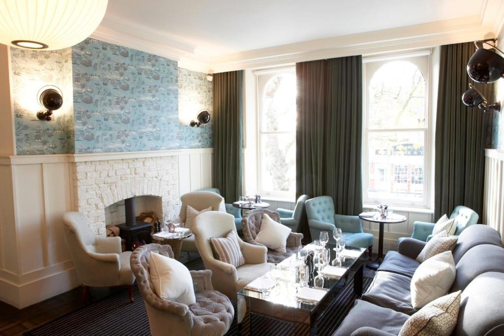High Road House Hotel London Exterior photo